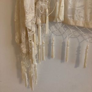 Beautiful velvet tassel kimono.